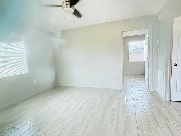 71 Rockefeller Dr #A — Photo 18