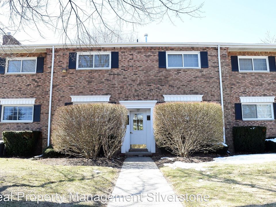 1st image of 651 E Fox Hills Dr #1