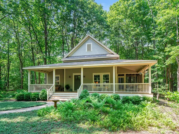 7098 Glenn Oaks Rd, South Haven, MI 49090