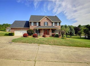 205 Sun Valley Est, Scott Depot, WV 25560