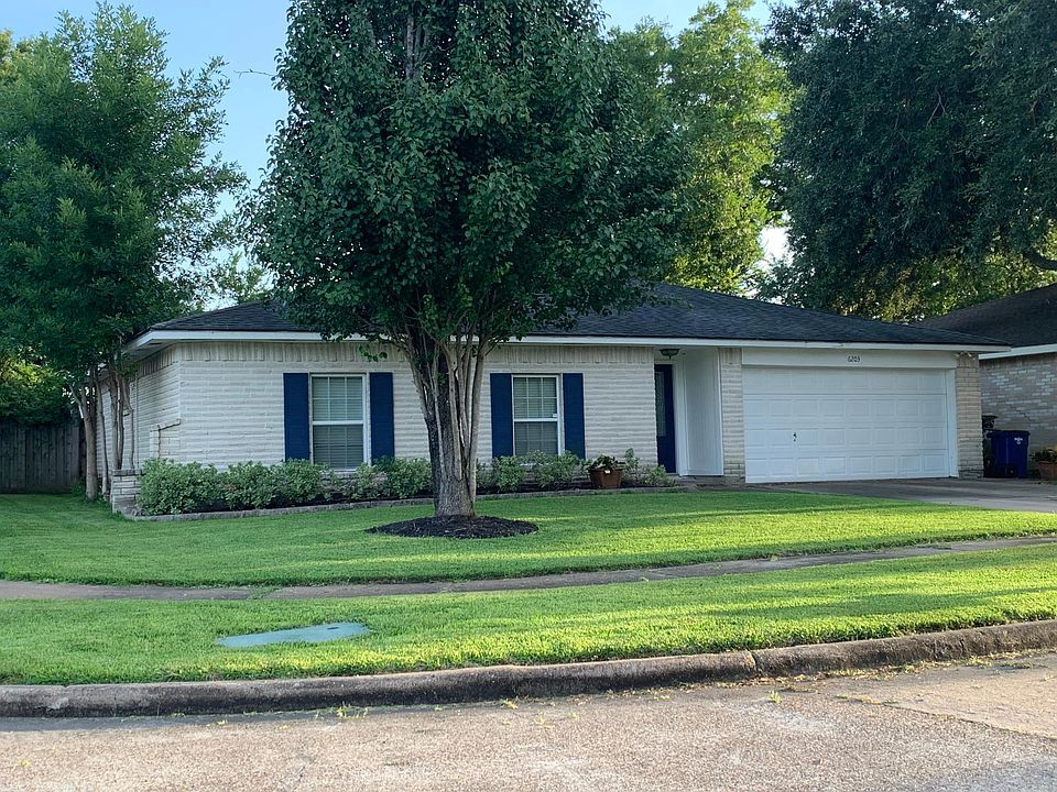 1st image of 6203 Woodvale Dr