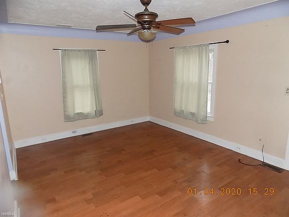 5th image of 235 E Lincoln Ave