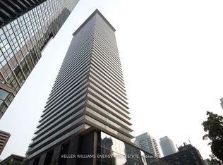 33 Charles St E #4305, Toronto, ON M4Y 0A2