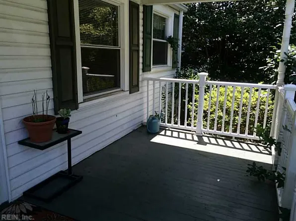 621 Surry St, Portsmouth, VA 23707