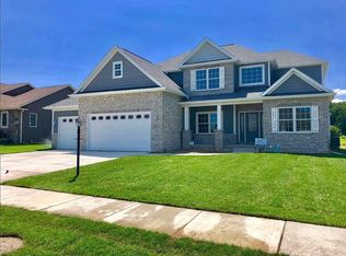 805 Copper Creek Dr, Crown Point, IN 46307