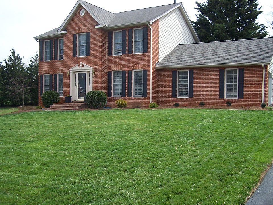 1st image of 233 Apple Ln