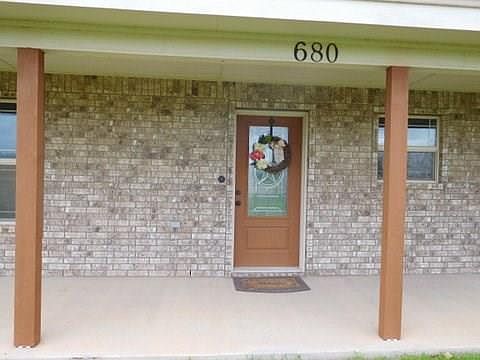4th image of 680 Avenue H