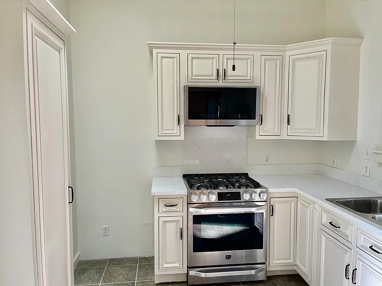651 S La Luna Ave — Photo 14