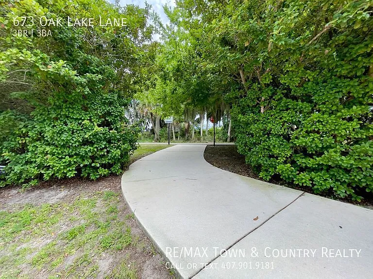 673 Oak Lake Ln — Photo 28