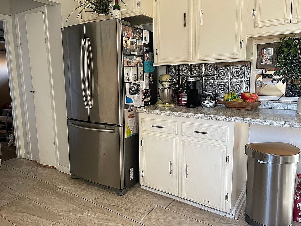 1st image of 2509 Robertson Dr