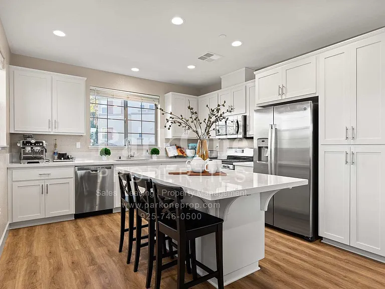 101 Laurel Knoll Dr — Photo 10