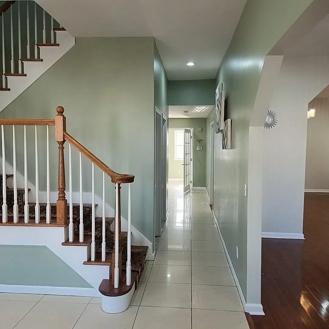 4 bed, $4,500 — Photo 3