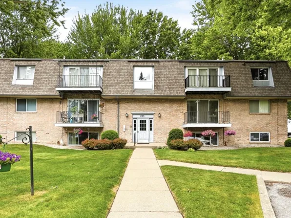 205 Provincial Ct Unit 63, Saginaw, MI 48638