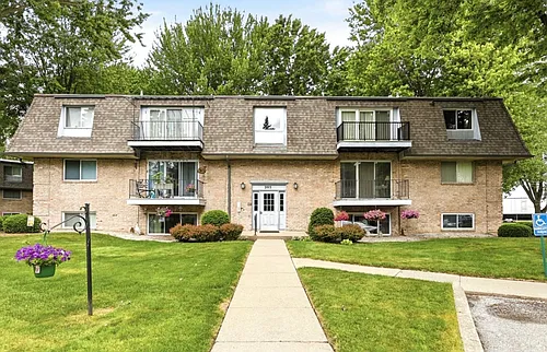 205 Provincial Ct #63 Photo 1