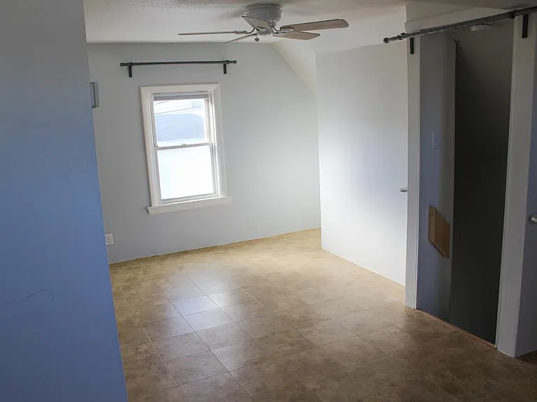 6 Ryan Ave — Photo 17
