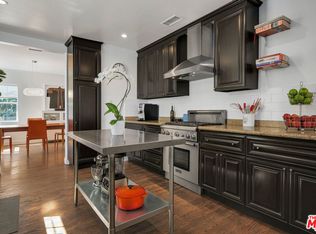 5002 Greenbush Ave, Sherman Oaks, CA 91423