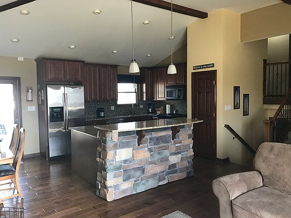 3rd image of 10385 W Magoun Dr