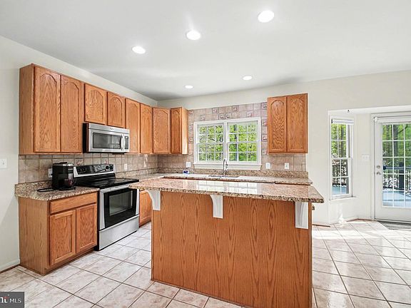 3rd image of 1480 Truslow Rd