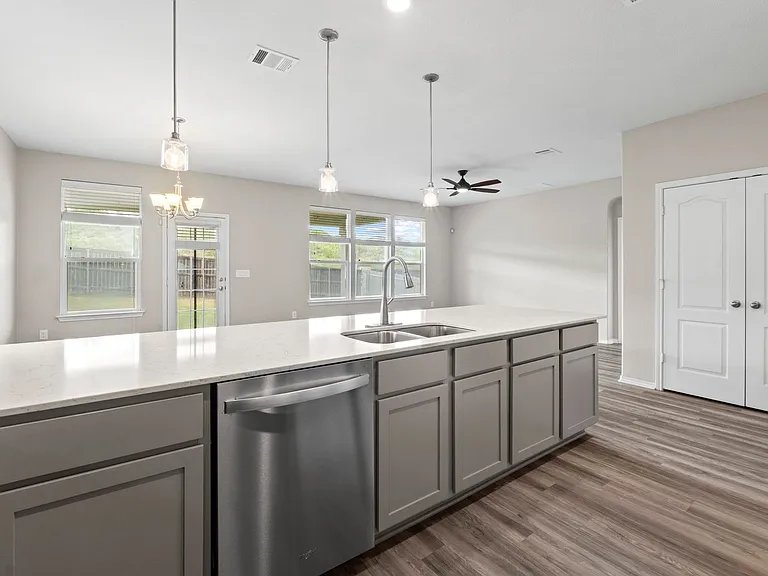 7805 Peccary Dr — Photo 8