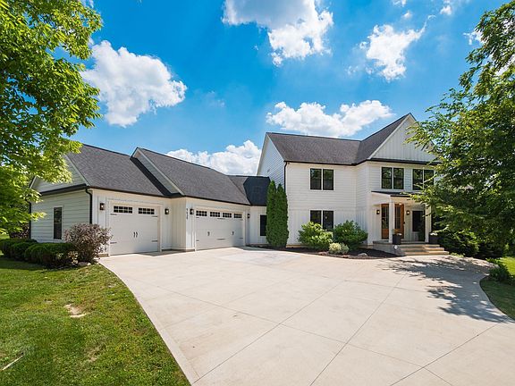 2nd image of 9639 Stults Farm Dr