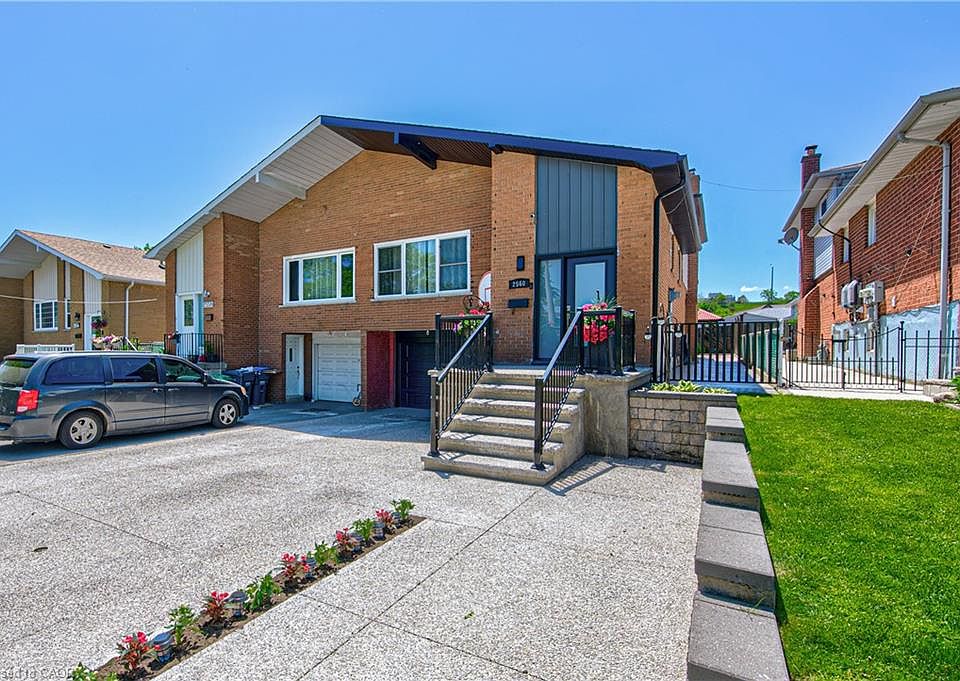 1st image of 2560 Palisander Ave