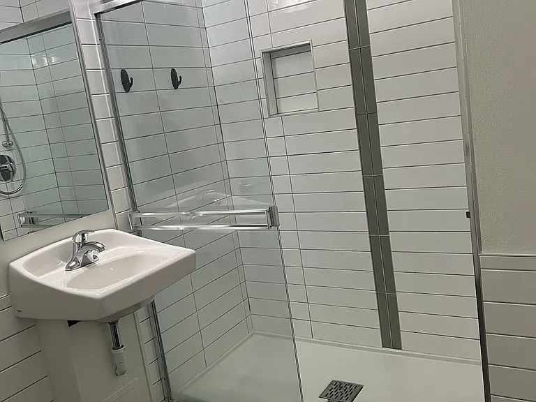 Viridian Apartments — Photo 17