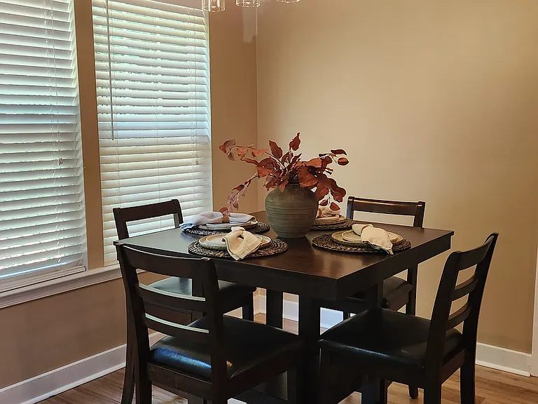 102 Waters Reach Ln — Photo 7