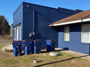 1201 N R St, Fort Smith, AR 72904