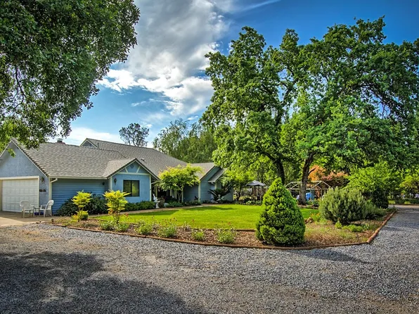 12825 Old Oregon Trl, Redding, CA 96003