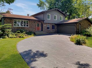 28W231 Judith Ct, West Chicago, IL