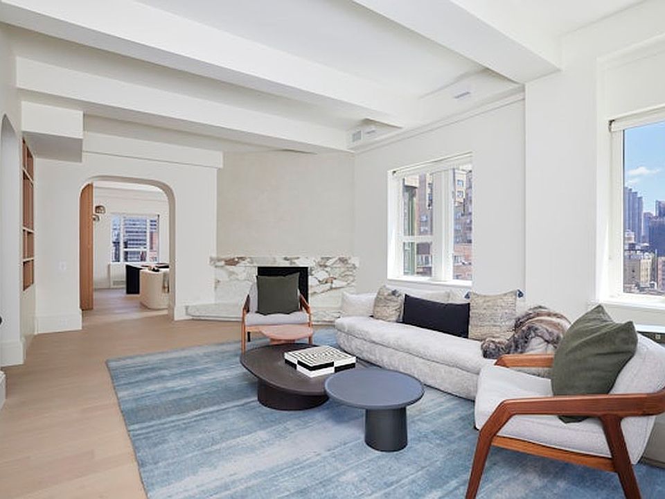 1st image of 20 E 35th St #15DE