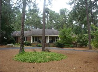 415 Stoneyfield Dr, Southern Pines, NC 28387