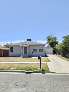 365 N California Street, Tulare, CA, 93274