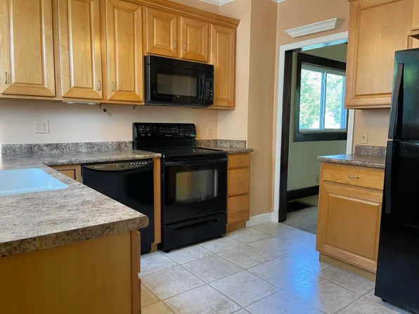 3008 Webster St, Fort Wayne, IN 46807