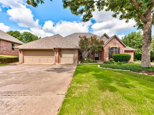 14409 Oxford Dr, Edmond, OK 73013