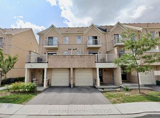 18 Cathedral High St #2, Markham, ON L6C0P2