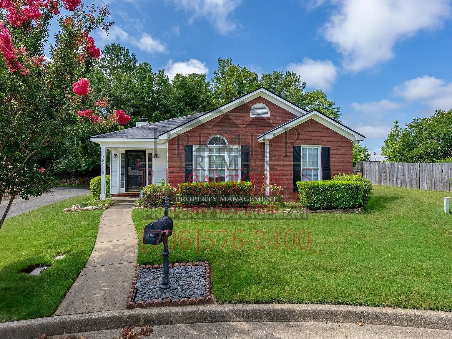 3 bed, 1622 sqft, $1,800 — Photo 2