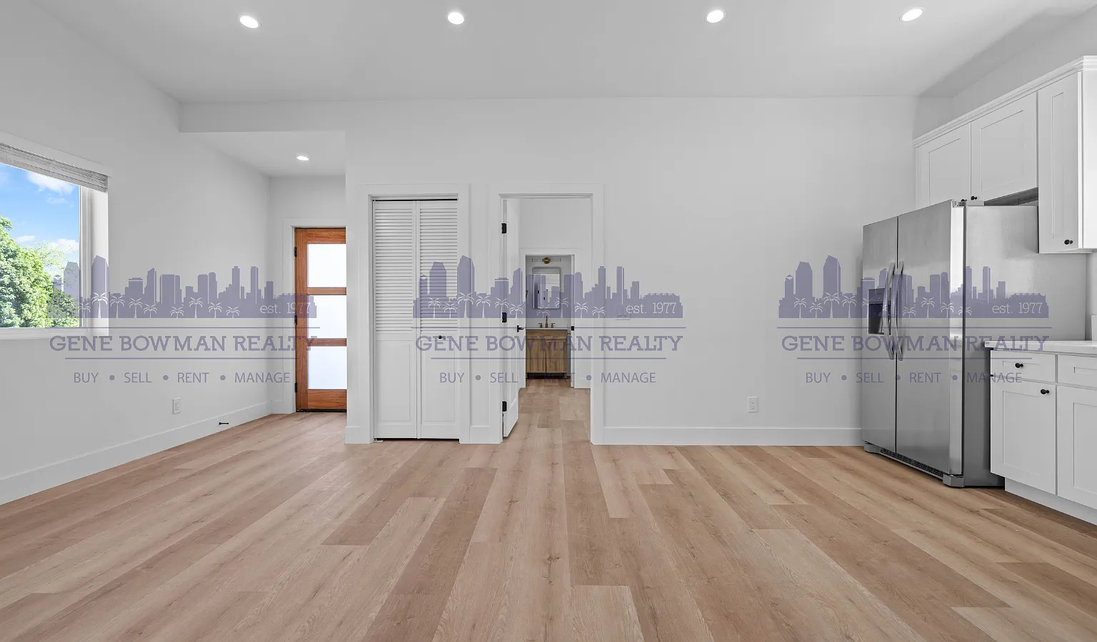 2 bed, 800 sqft, $2,700 — Photo 1