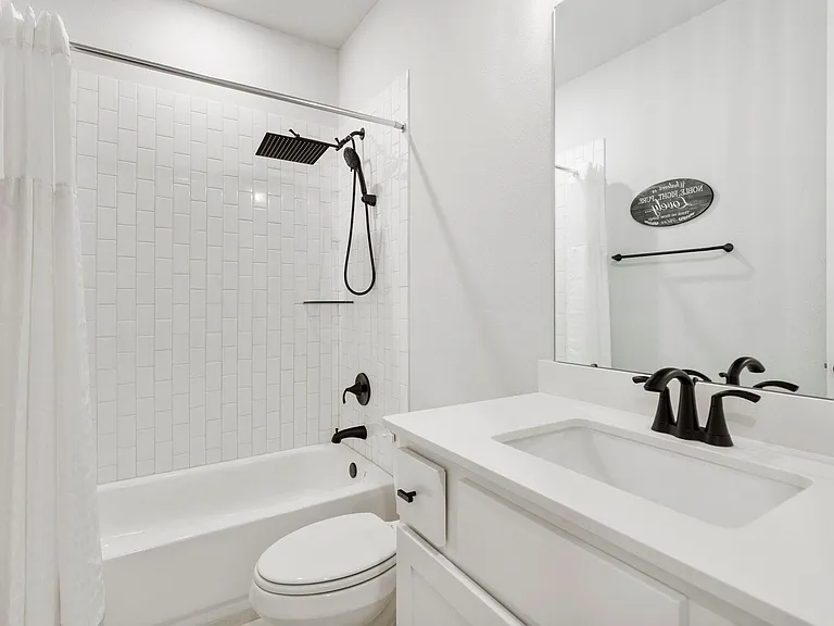 415 N Hillary Step Pl — Photo 33