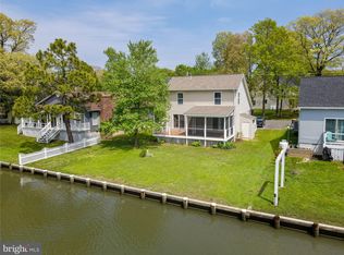 4930 Lerch Dr, Shady Side, MD 20764