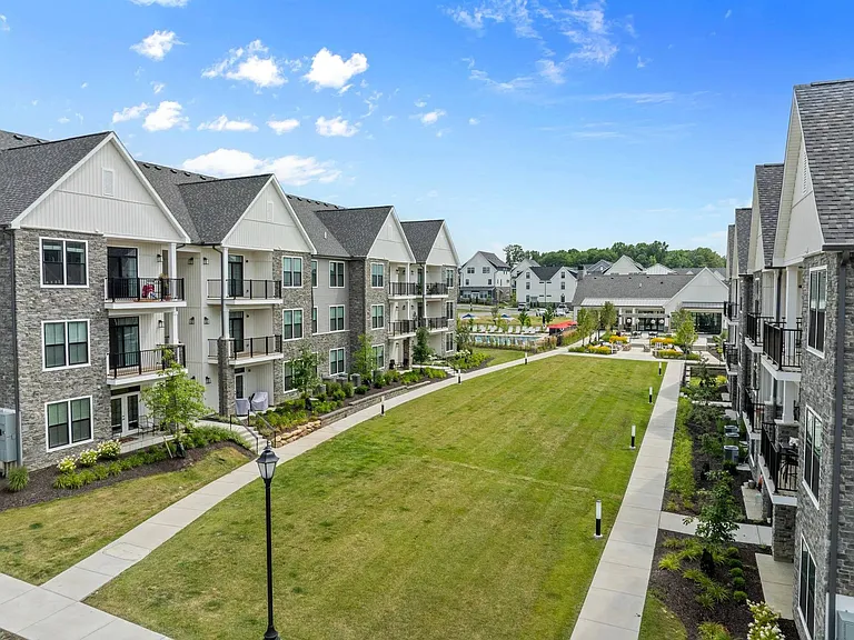 Parkview at Spring Hill — Photo 37