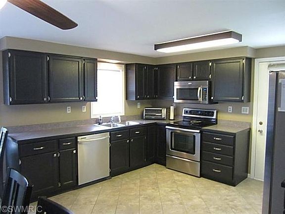 2nd image of 650 Wolverine Dr NE