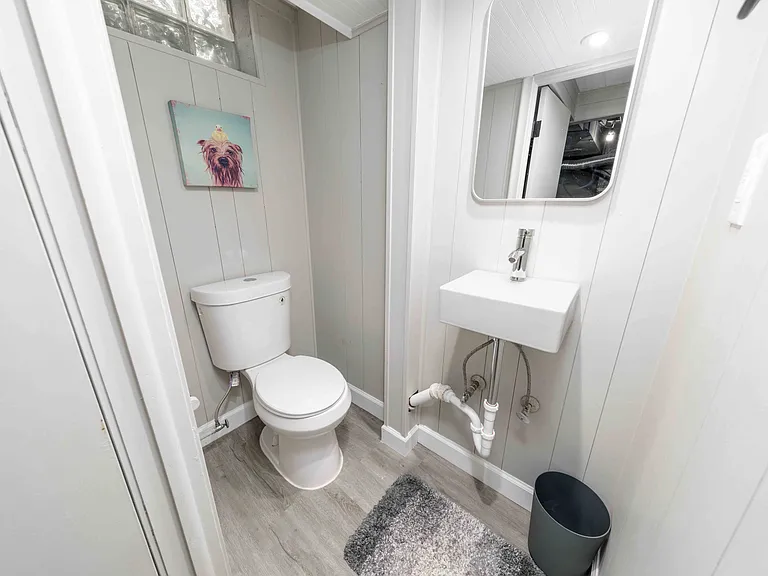 2099 E Maple Rd #11 — Photo 10