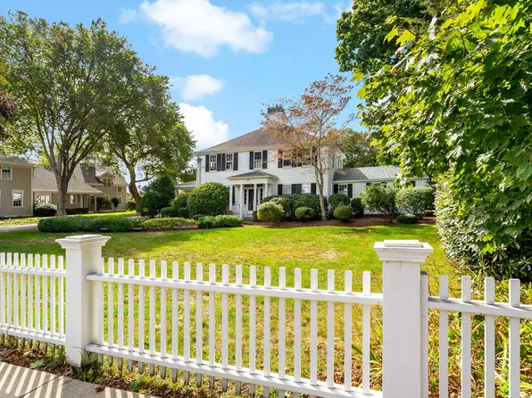 47 Main Street #AU, Falmouth, MA 02540