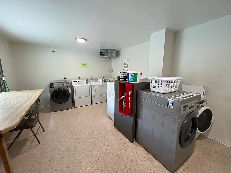 Portage Village Apartments — Photo 38