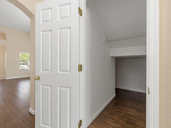 9677 Anton Oaks Way, Elk Grove, CA 95624