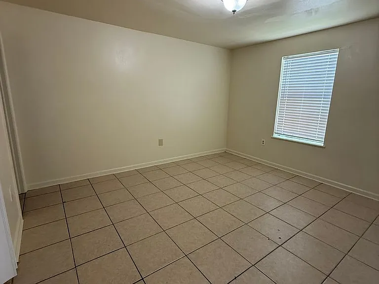 2059 Mariner Dr — Photo 4