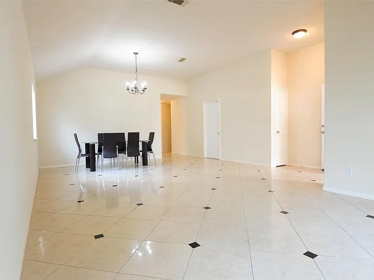 7023 Shaman Ln — Photo 9