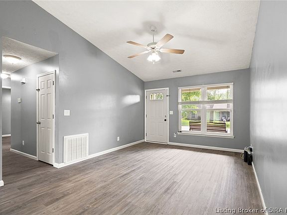 5th image of 117 Stark Drive