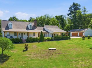 881 Mount Olivet Rd, Columbia, TN 38401